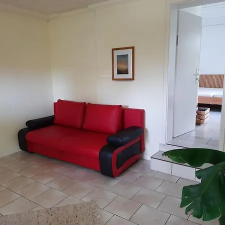 Apartment Hamburg Vor Der Tuer Pinneberg